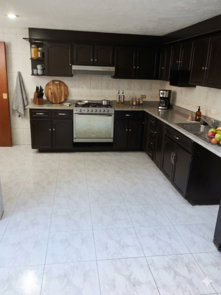 Casa en venta en Chimalcoyotl, Tlalpan · 5 rec · 350 m²
