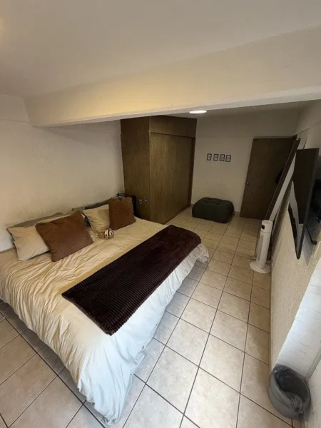 Casa esquinada en Prados de Coyoacán